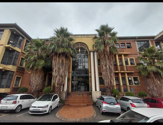 21.20M² OFFICE TO LET IN FOURWAYS